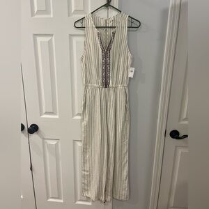 Striped Sleeveless jumpsuit